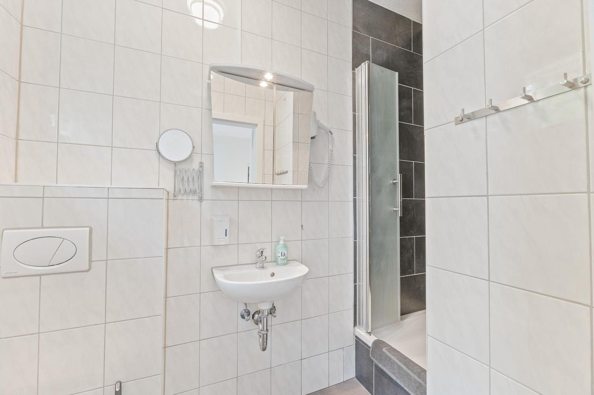 Businesshotel Lemon Suites Self Check-In Messe Airport Mit Kueche - Monteure Willkommen Neuhausen auf den Fildern Szoba fotó