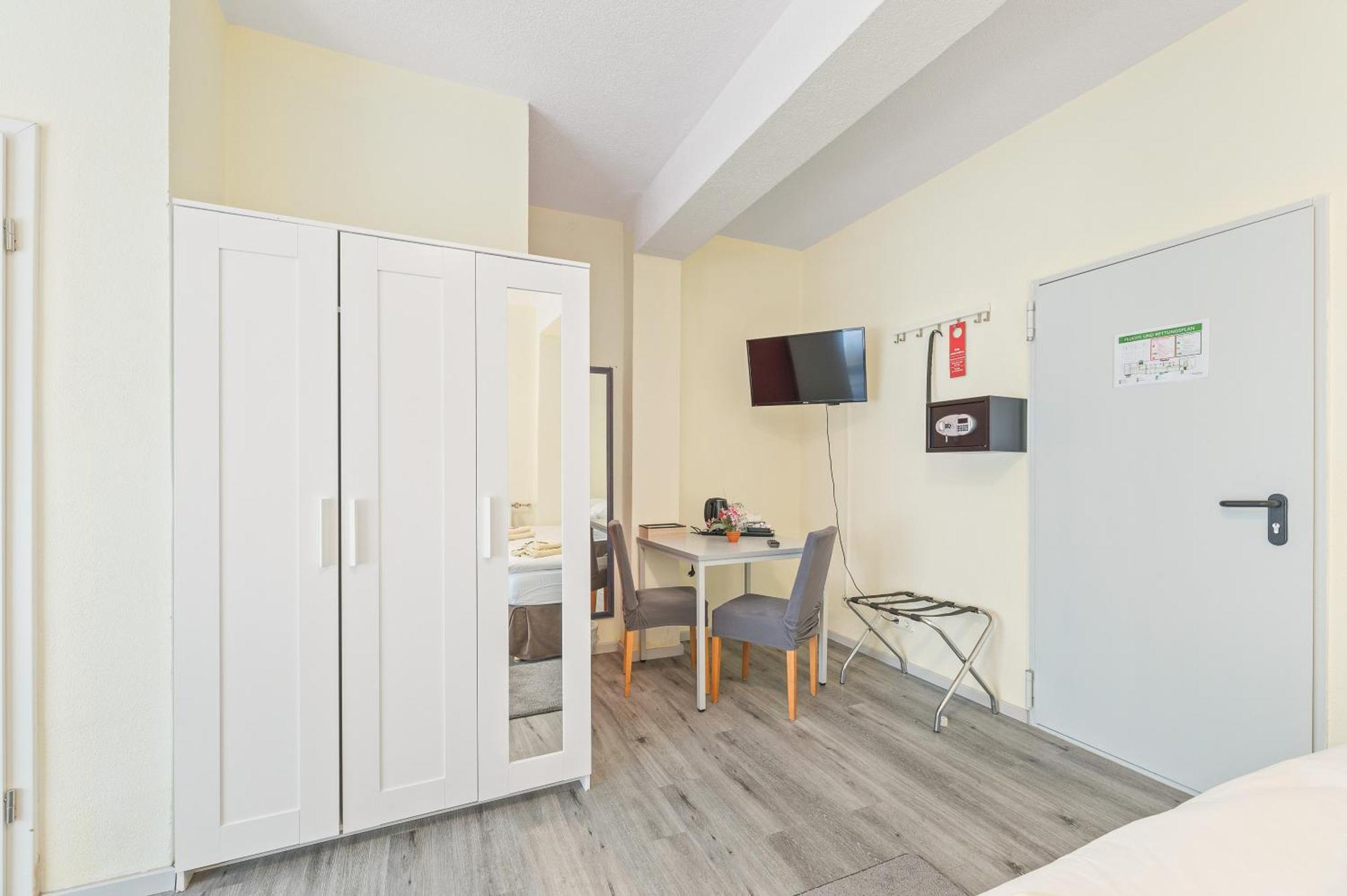 Businesshotel Lemon Suites Self Check-In Messe Airport Mit Kueche - Monteure Willkommen Neuhausen auf den Fildern Szoba fotó