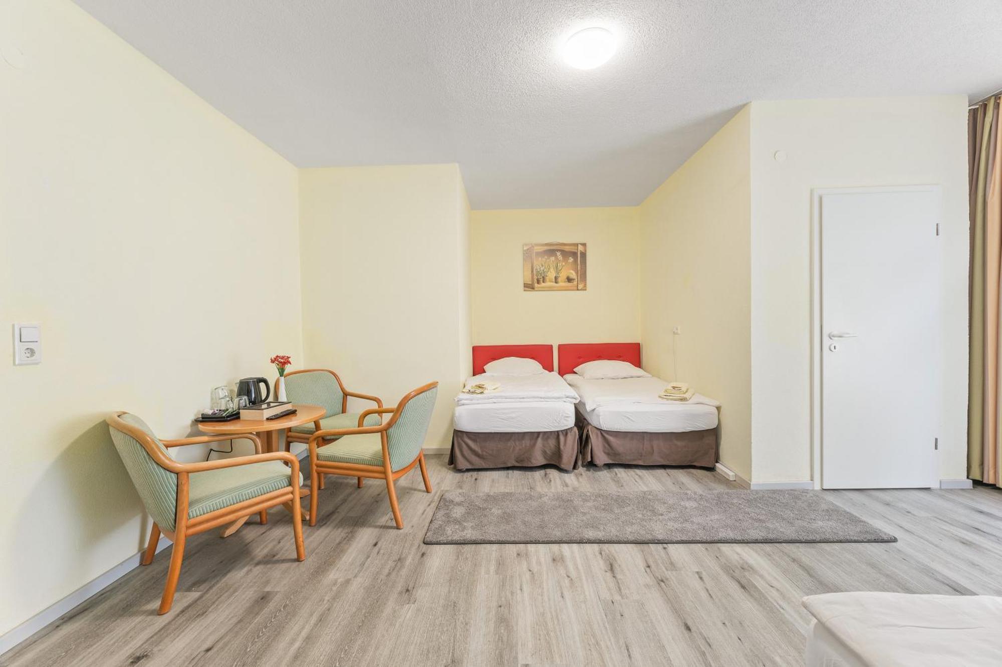 Businesshotel Lemon Suites Self Check-In Messe Airport Mit Kueche - Monteure Willkommen Neuhausen auf den Fildern Szoba fotó