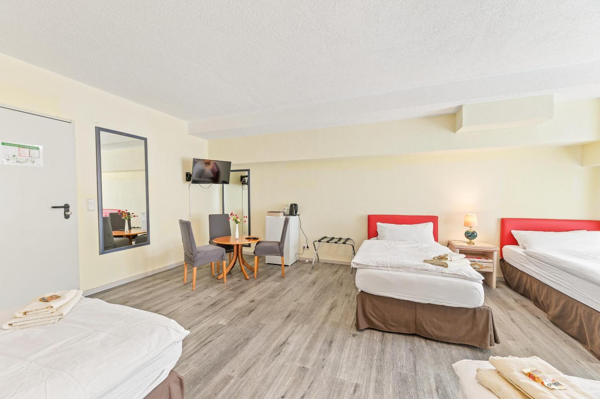 Businesshotel Lemon Suites Self Check-In Messe Airport Mit Kueche - Monteure Willkommen Neuhausen auf den Fildern Szoba fotó