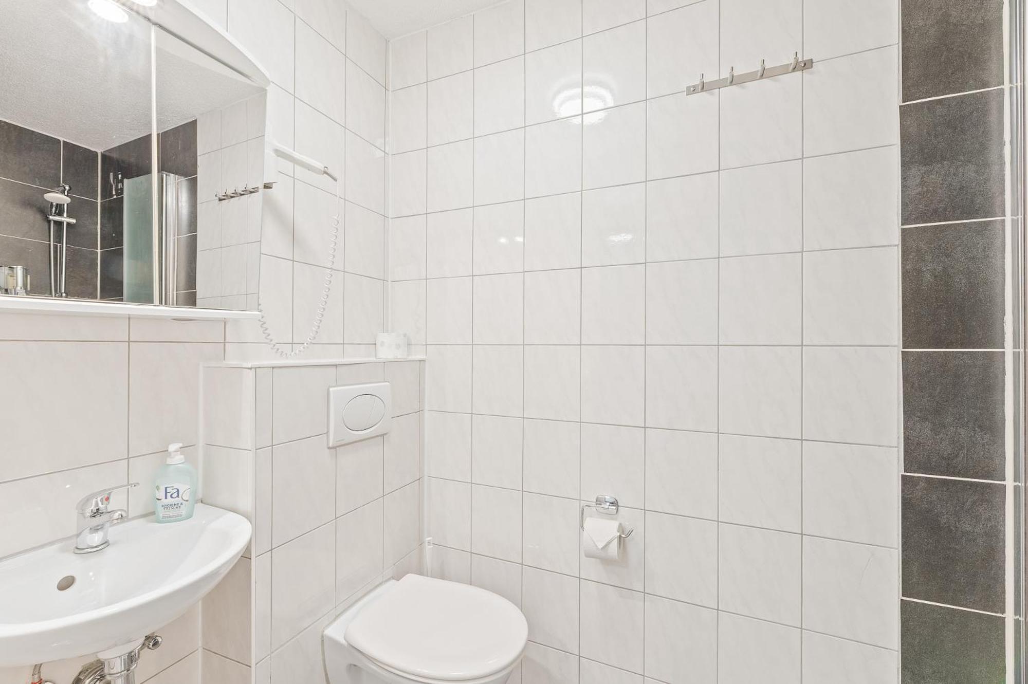 Businesshotel Lemon Suites Self Check-In Messe Airport Mit Kueche - Monteure Willkommen Neuhausen auf den Fildern Szoba fotó